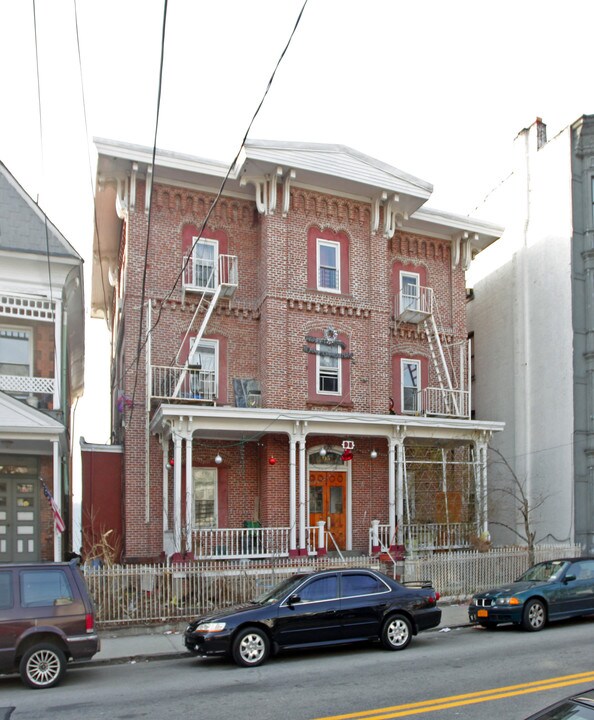 95 Buena Vista Ave in Yonkers, NY - Building Photo