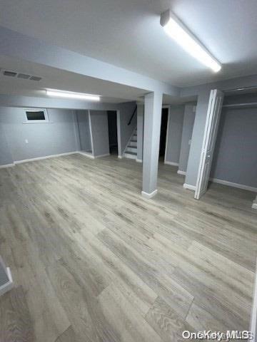 32 Laurel Hill Rd in Centerport, NY - Building Photo