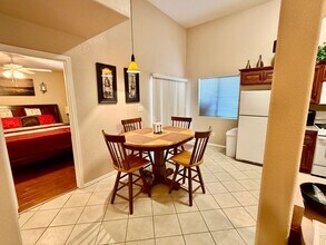 10685 Calle Raquel in Yuma, AZ - Foto de edificio - Building Photo