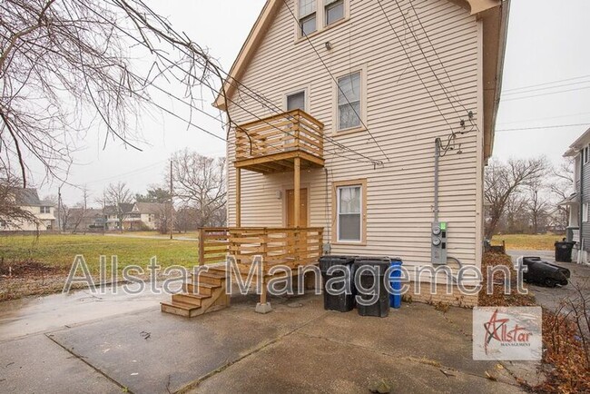 11600 Tuscora Ave in Cleveland, OH - Building Photo - Building Photo