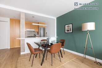 15 Cliff St in New York, NY - Building Photo - Building Photo