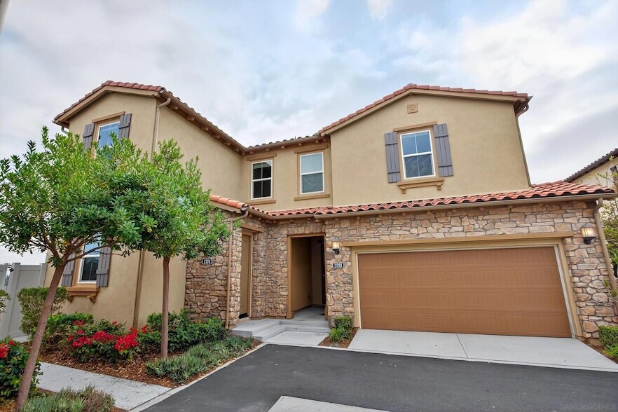 1733 Artemisia Ct in Carlsbad, CA - Foto de edificio