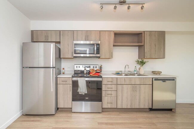 Polaris at SeaTac in Seatac, WA - Foto de edificio - Building Photo