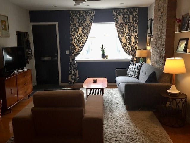 property at 1923 S Alder St