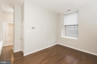 145 S 13th St in Philadelphia, PA - Building Photo - Building Photo
