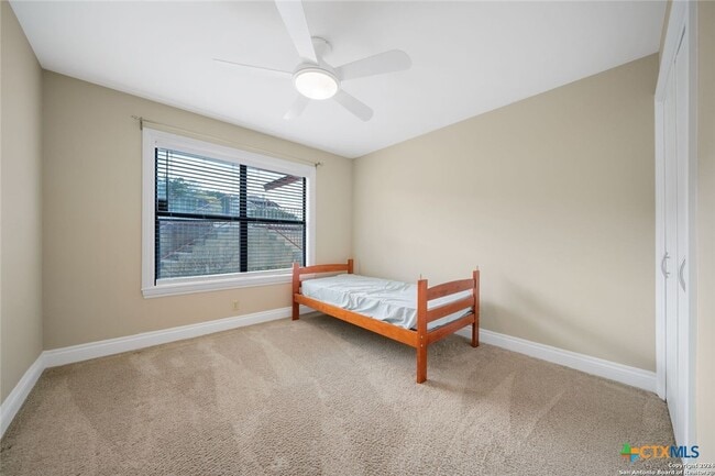 property at 1043 Barbara Dr