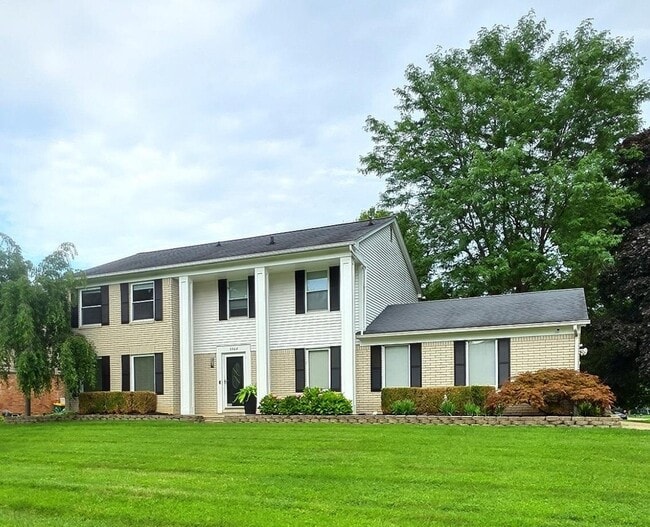 property at 28618 Balmoral Way