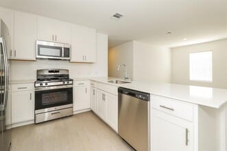 2708 River Knl Ln in Fort Worth, TX - Building Photo - Building Photo