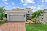 9177 SW Pepoli Way in Port St. Lucie, FL - Building Photo - Building Photo