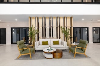 Meridia 1001 in Linden, NJ - Building Photo - Lobby