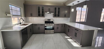 3335 Commendation Dr in Las Vegas, NV - Building Photo - Building Photo