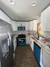 8000 N Ozark Ave in Niles, IL - Building Photo - Building Photo