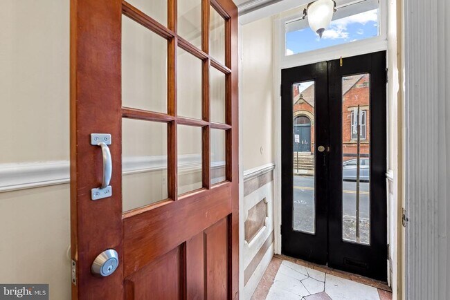 property at 1402 Light St