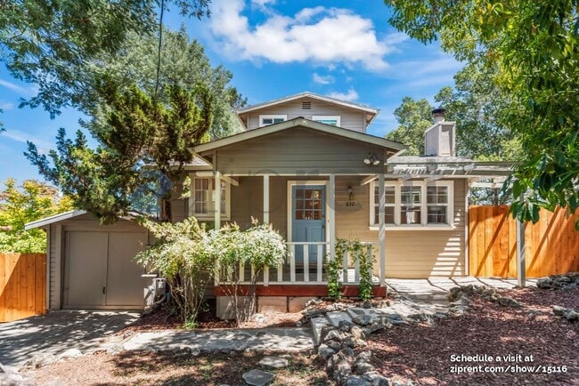 632 Acacia Ln in Emerald Hills, CA - Building Photo - Building Photo