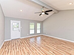 4004 Jaffna Cove in Austin, TX - Building Photo - Building Photo