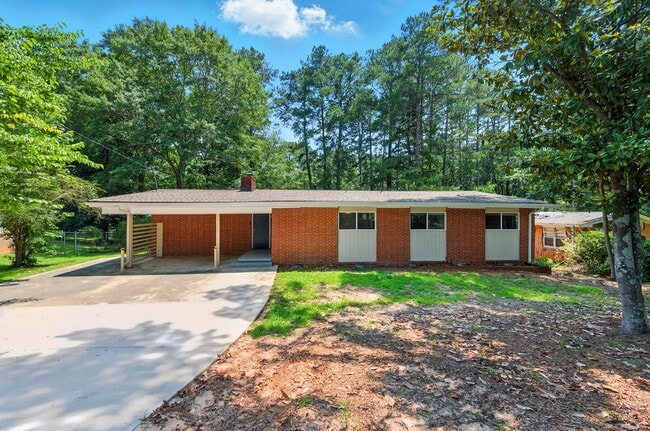property at 3102 W Peek Rd NW