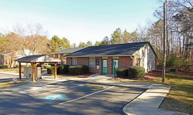 Winnfield West Apartments in Winnsboro, SC - Foto de edificio - Building Photo