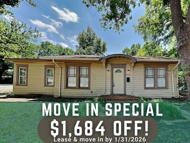 property at 1000 W Avenue D