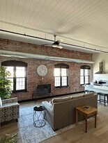 325 Court St, Unit 1898 Lofts Loft No. 3 in Port Huron, MI - Building Photo