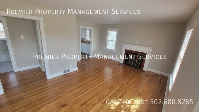 513 Lyndon Ln in Louisville, KY - Building Photo - Building Photo