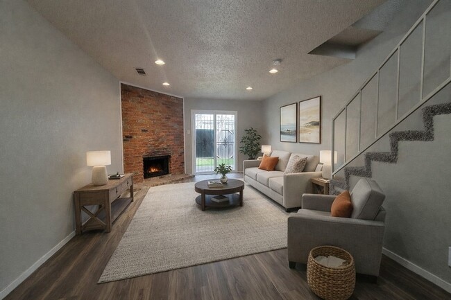 9571 Olde Towne Row in Dallas, TX - Foto de edificio - Building Photo