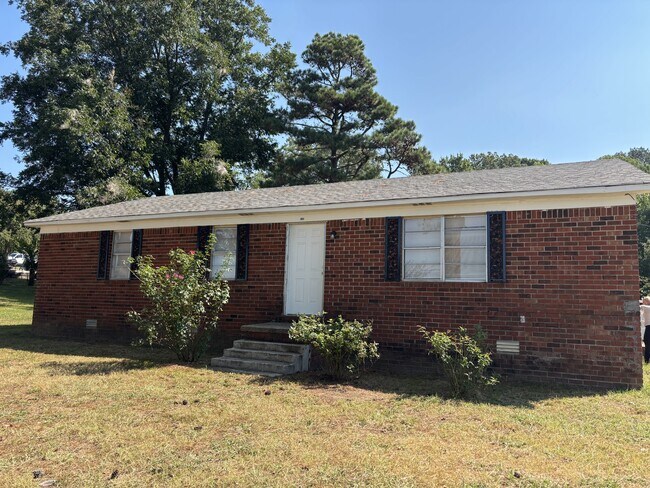 property at 390 Springfield Rd