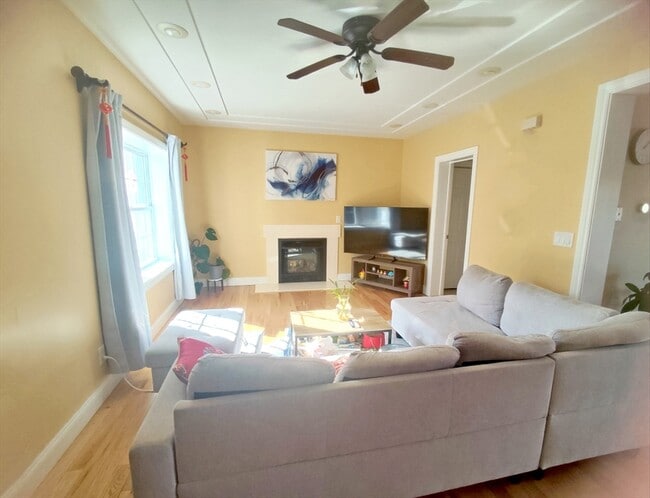 65 Roberts Street Ext in Malden, MA - Building Photo - Building Photo