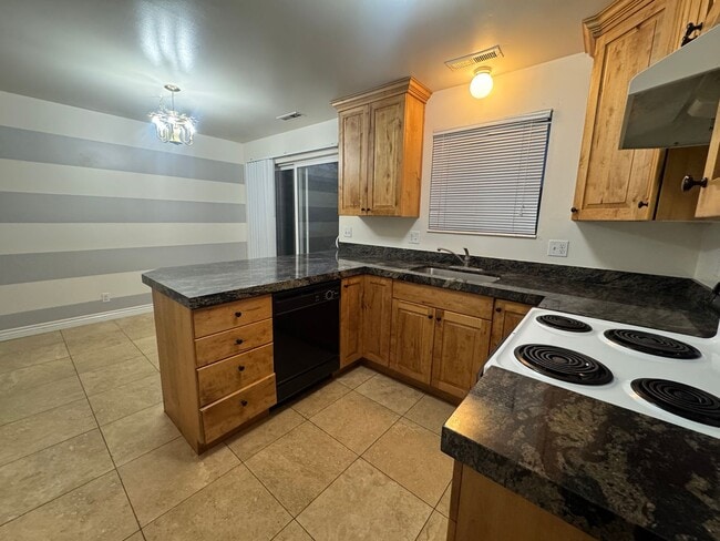 7415 Rich Way in Cottonwood Heights, UT - Building Photo - Building Photo