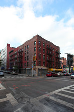 130 Baxter St in New York, NY - Building Photo - Building Photo