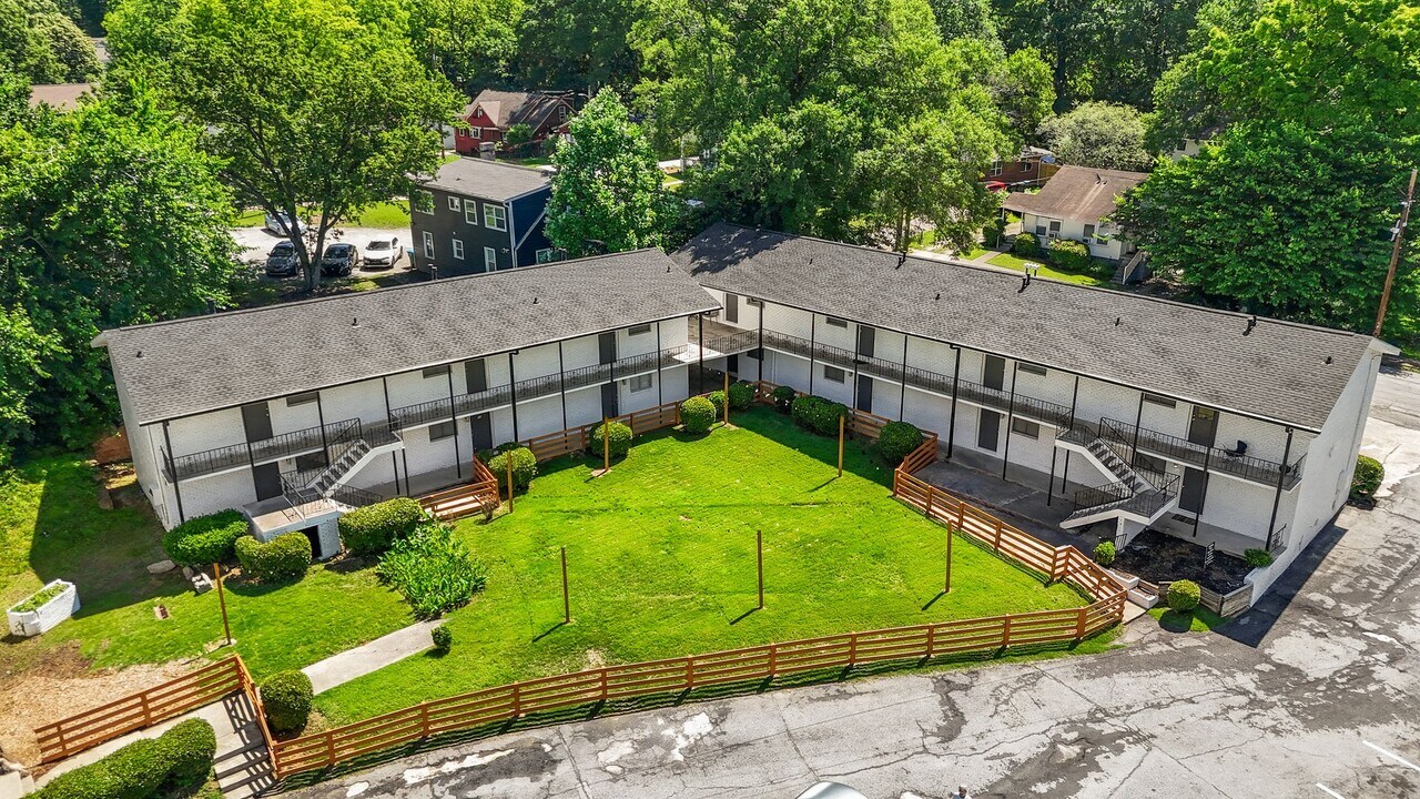 Hapeville Flats in Atlanta, GA - Building Photo