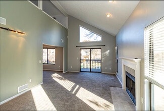 9412 Hunters Creek Dr in Blue Ash, OH - Building Photo - Building Photo