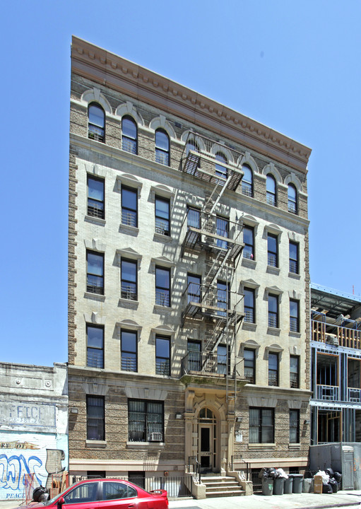 601 Marcy Ave in Brooklyn, NY - Building Photo