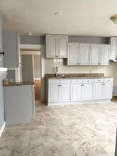 53 Jay St in North Attleborough, MA - Foto de edificio - Building Photo