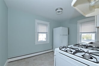 177 Lincoln Ave in Mineola, NY - Building Photo - Building Photo