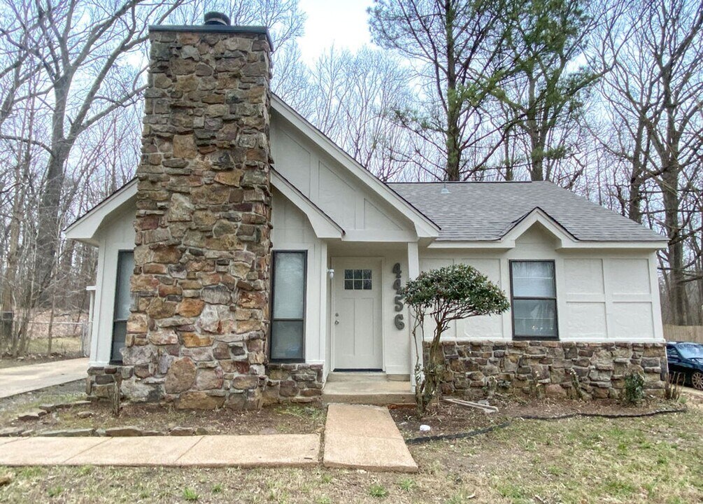 4456 Tarleton Dr in Memphis, TN - Building Photo
