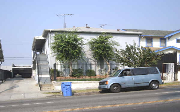 147 N Rampart Blvd in Los Angeles, CA - Building Photo - Building Photo