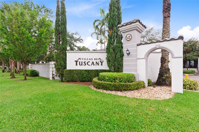 781 SW 148th Ave in Davie, FL - Building Photo