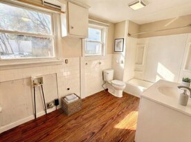 45 Slater St, Unit 1 in Fall River, MA - Building Photo