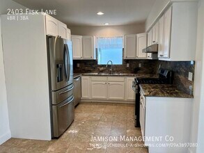 2403 Fisk Ln in Redondo Beach, CA - Building Photo - Building Photo