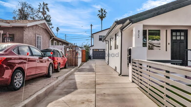 822 E 67th St in Inglewood, CA - Foto de edificio - Building Photo