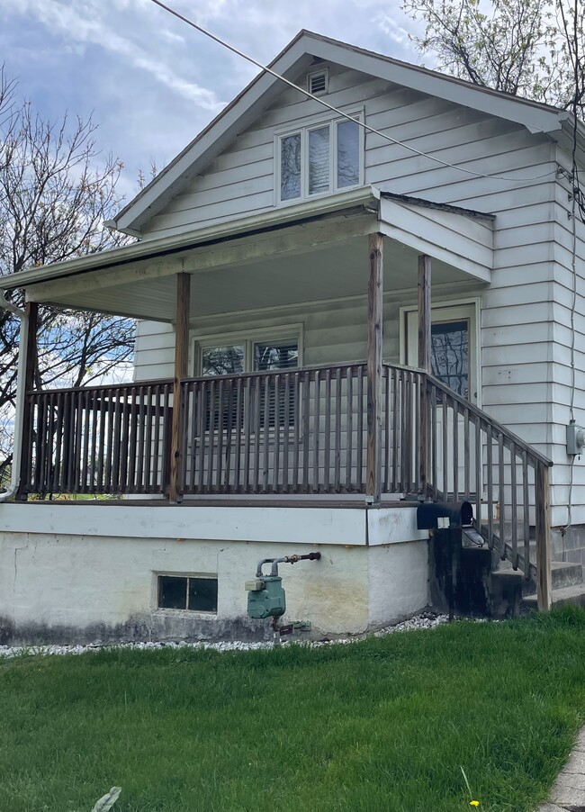 property at 11 Strabane Ave