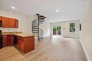 1916 N 18th St in Philadelphia, PA - Building Photo