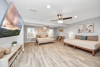 12711 Laurel Bank Way in Houston, TX - Building Photo - Building Photo