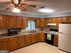 120 Birch Rd in Stevensville, MD - Building Photo - Building Photo