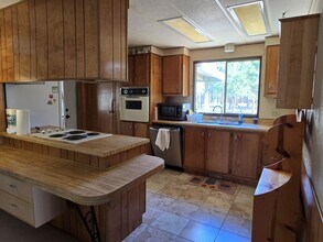 14665 Bluegrass Loop in Sisters, OR - Building Photo - Building Photo