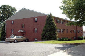 Washington Crossing in Allentown, PA - Foto de edificio - Building Photo