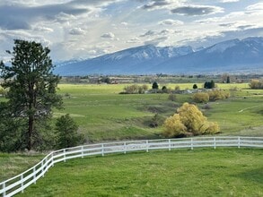 1183 Hard Rock Rd in Corvallis, MT - Building Photo - Building Photo