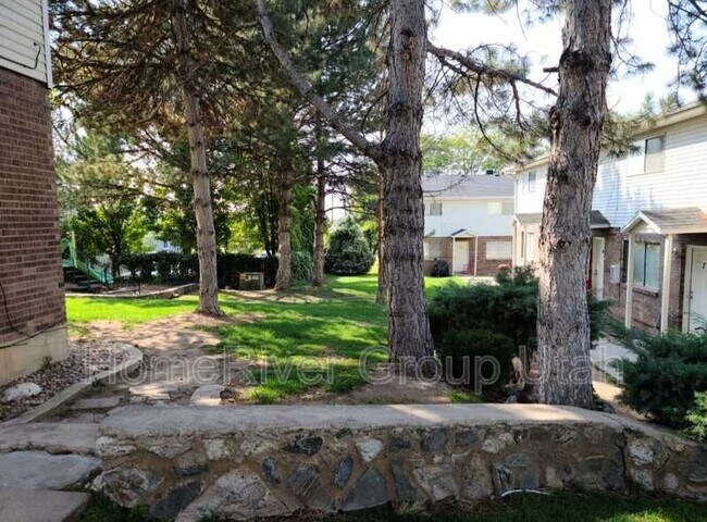 4247 S Hwy 89 in North Salt Lake, UT - Building Photo - Building Photo