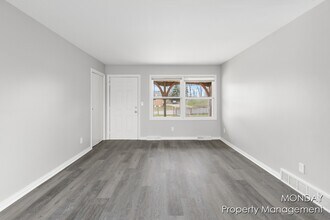 5897 Christie Ave SE in Grand Rapids, MI - Building Photo - Building Photo
