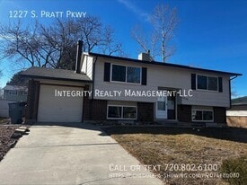 1227 S Pratt Pkwy in Longmont, CO - Building Photo
